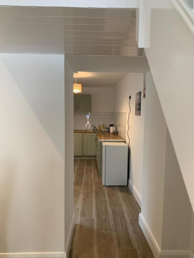 Eyre Square Lane Budget Rooms Galway Exteriör bild