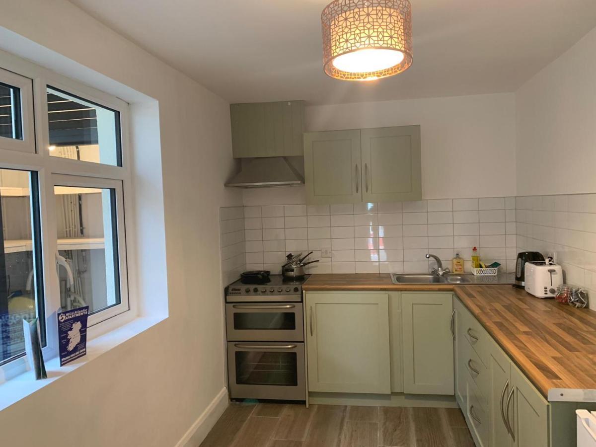 Eyre Square Lane Budget Rooms Galway Exteriör bild