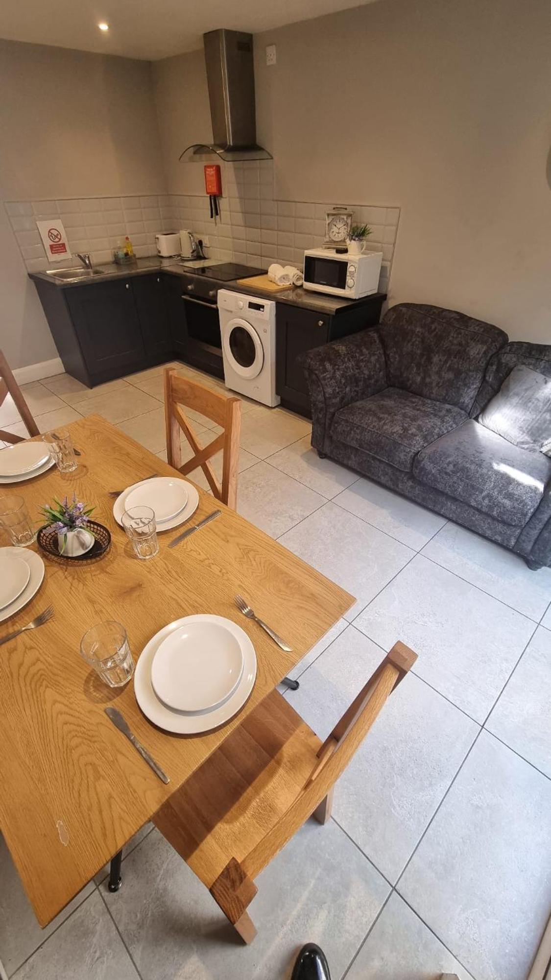 Eyre Square Lane Budget Rooms Galway Exteriör bild